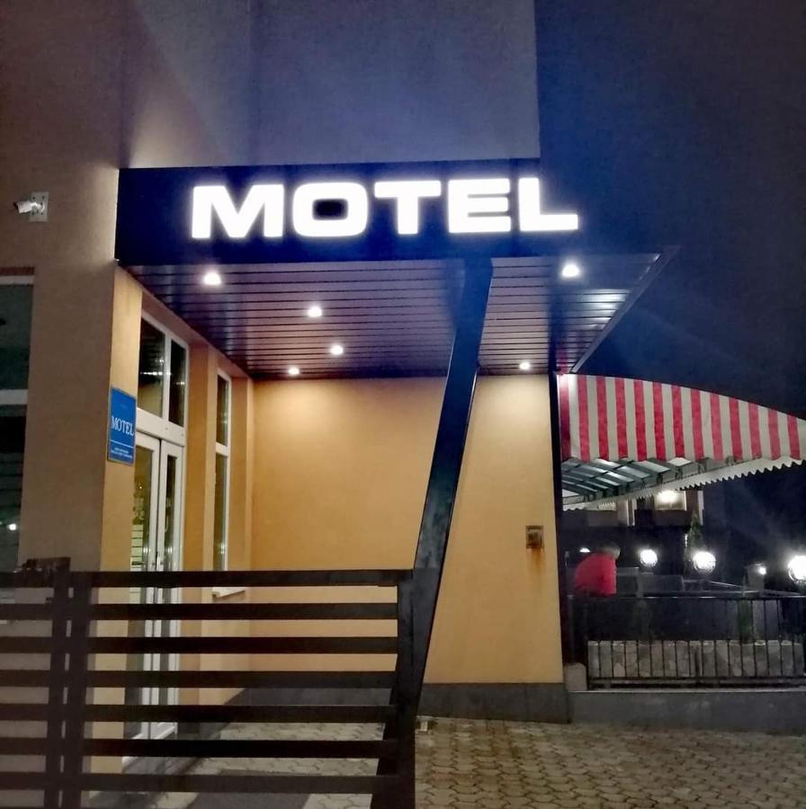 Motel Calypso ترافنيك المظهر الخارجي الصورة